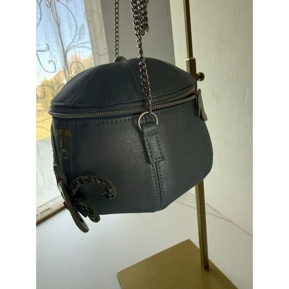 Cinderella Carriage Crossbody Danielle Nicole Brand Purse Silver Chain - Picture 4 of 16